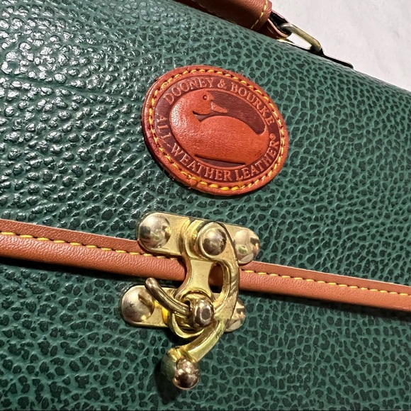 Dooney & Bourke vintage crossbody purse ivy green leather clutch - Picture 2 of 9